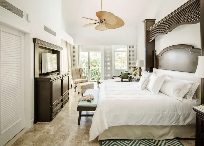 Royal Hideaway Playacar Adults Only Resort 5*